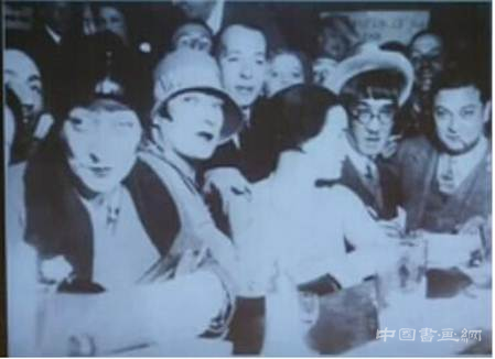 ���軭�ɣ�������������޷���Խ������Ϊʲô��