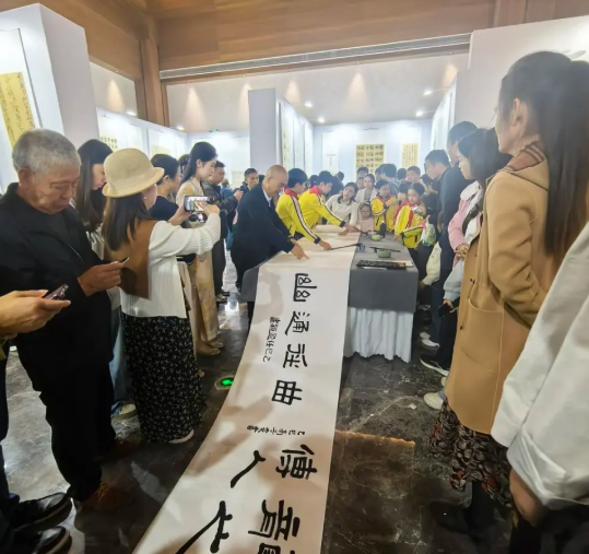 wechat_2025-10-20_163707_283.png wechat_2025-10-20_163707_283.png